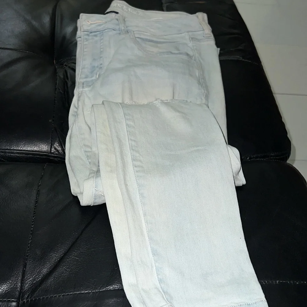 Jeans - Picture 2 of 4